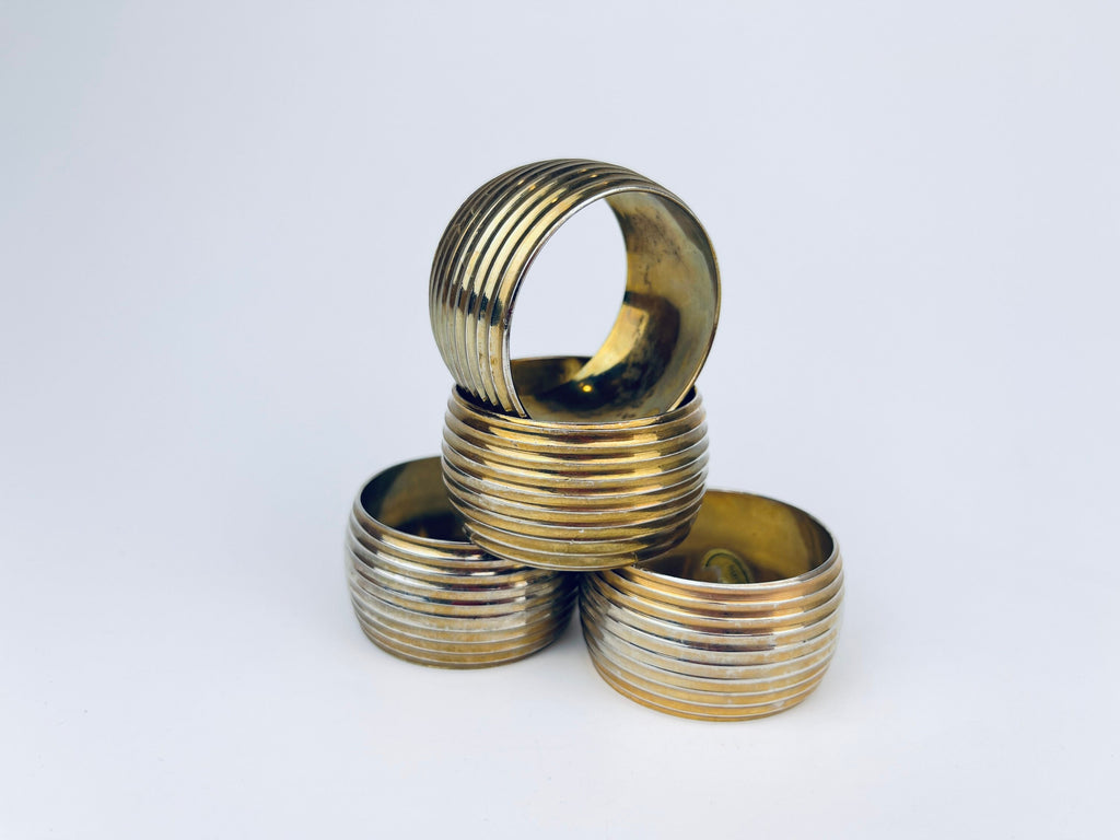 Product image for 'vintage striped brass napkin ring holders set of four 4 attractive aged metal patina' (view 867de7)