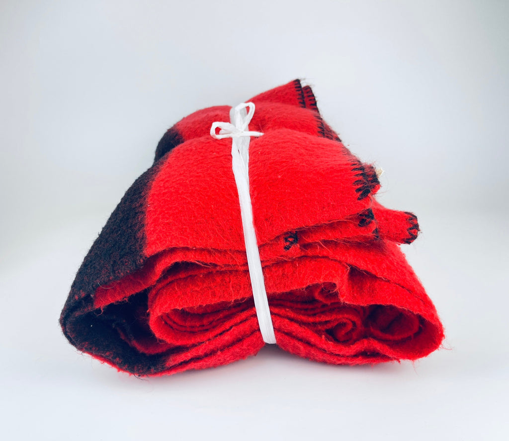Product image for 'vintage red black striped blanket twin blanket size 62 x 80 acrylic made in canada' (view 001490)