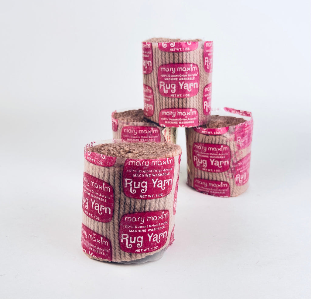 Product image for 'vintage mauve rug yarn mary maxim 100 dupont orion acrylic machine wash 360 pieces 2 5 or 6 5 cm long net weight 1 oz' (view 594347)