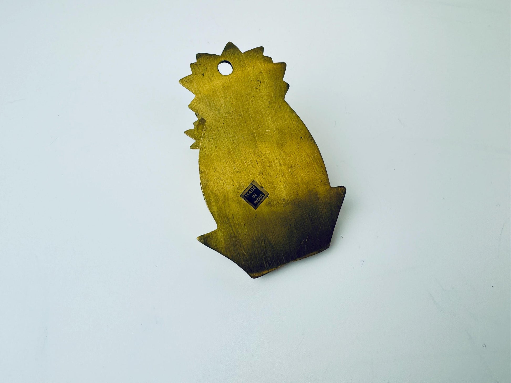 Product image for 'vintage solid brass pineapple paper clip attractive aged patina home office decor' (view 172f75)
