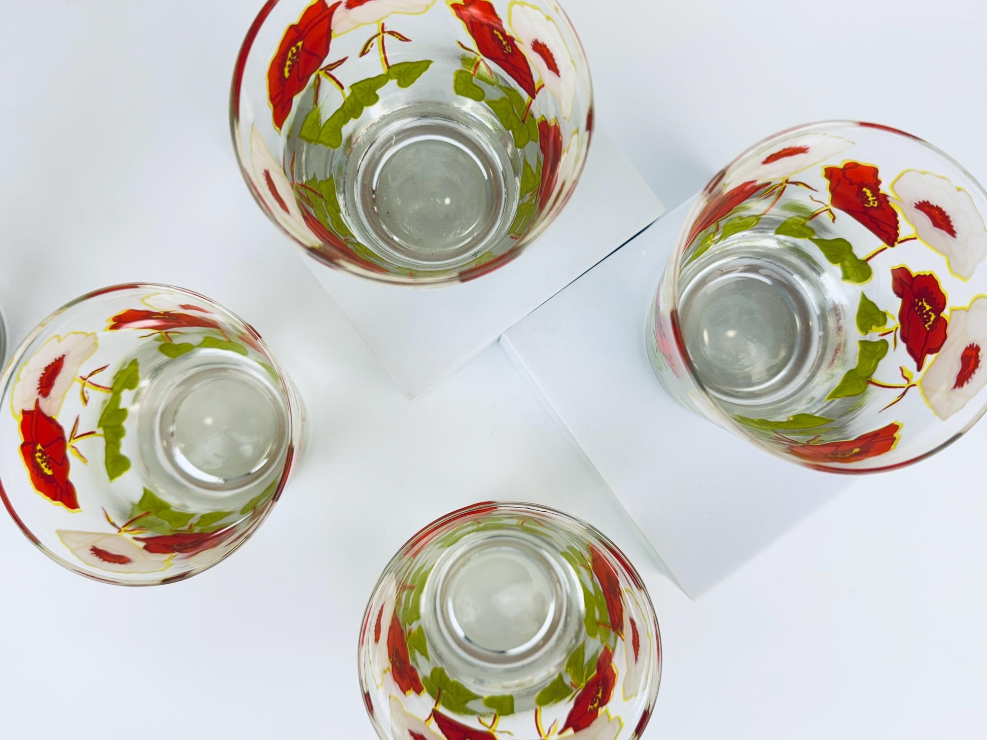 Product image for 'vintage 1970s bright poppy floral glasses by dominion glass co canadian mid century drinkware' (view a0b9a6)