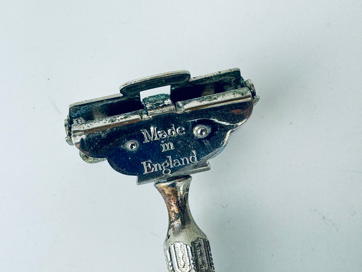 Product image for 'vintage antique gold silver metal ever ready razor blade flip top mens shaving made in england usa' (view 71c01f)