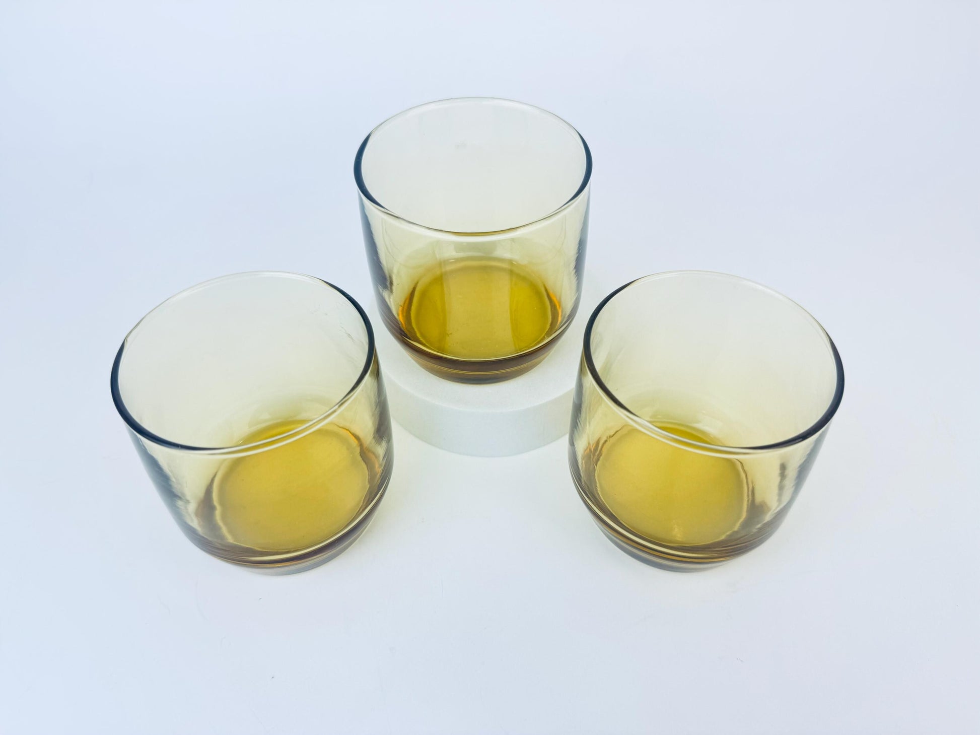 Product image for 'vintage anchor hocking amber lowball glasses set of three 3' (view de8c8b)