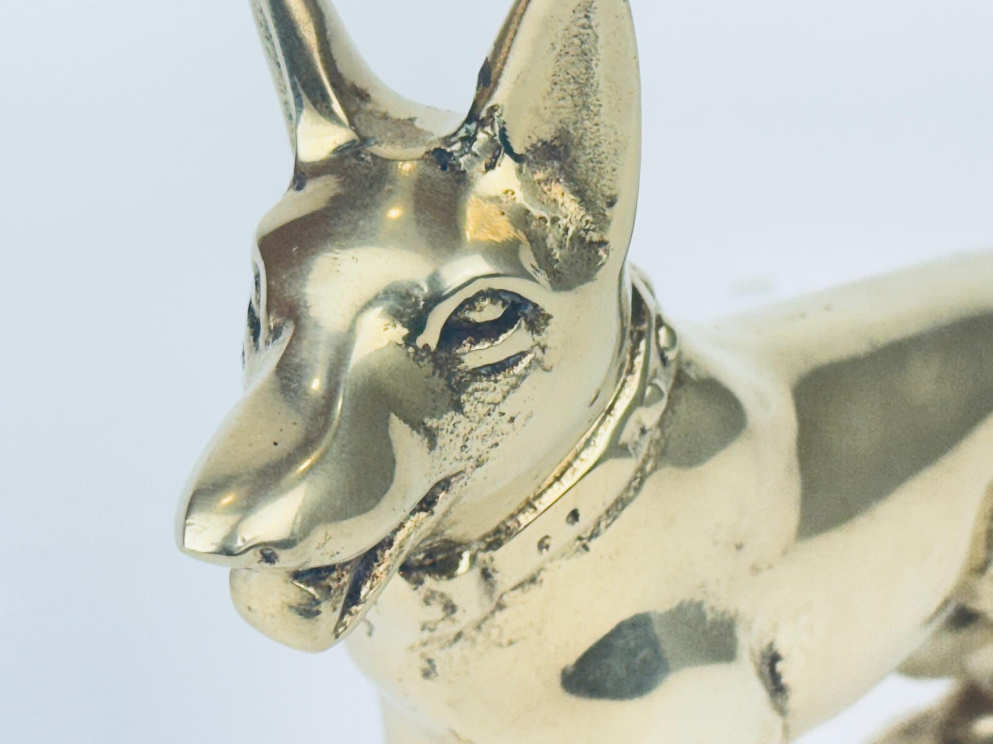 Product image for 'vintage solid brass german shepherd dog sculpture attractive aged metal patina' (view 355eba)