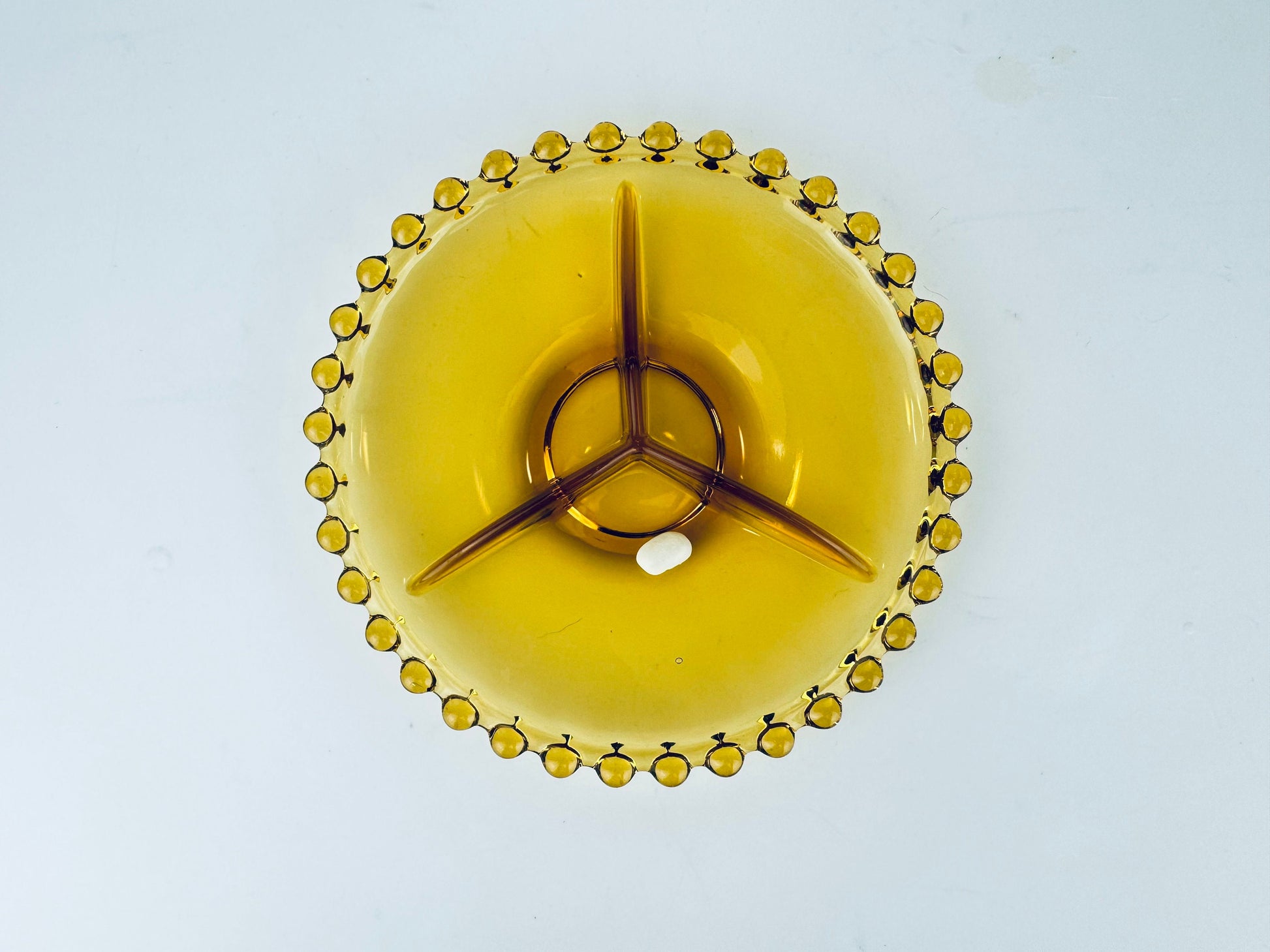 Product image for 'vintage amber candlewick boopie rimmbed glass divided nut dish plate 6' (view 182343)