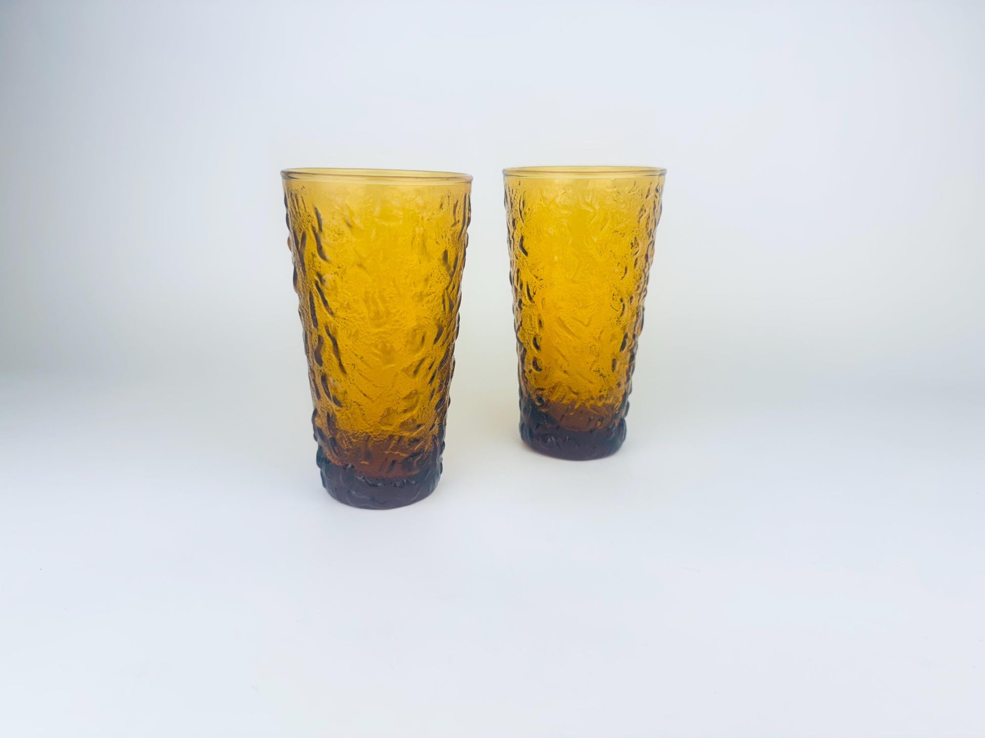 Product image for 'vintage amber milano crinkle glass tumblers 1960s anchor hocking bark texture highball set midcentury barware' (view f2d6ea)