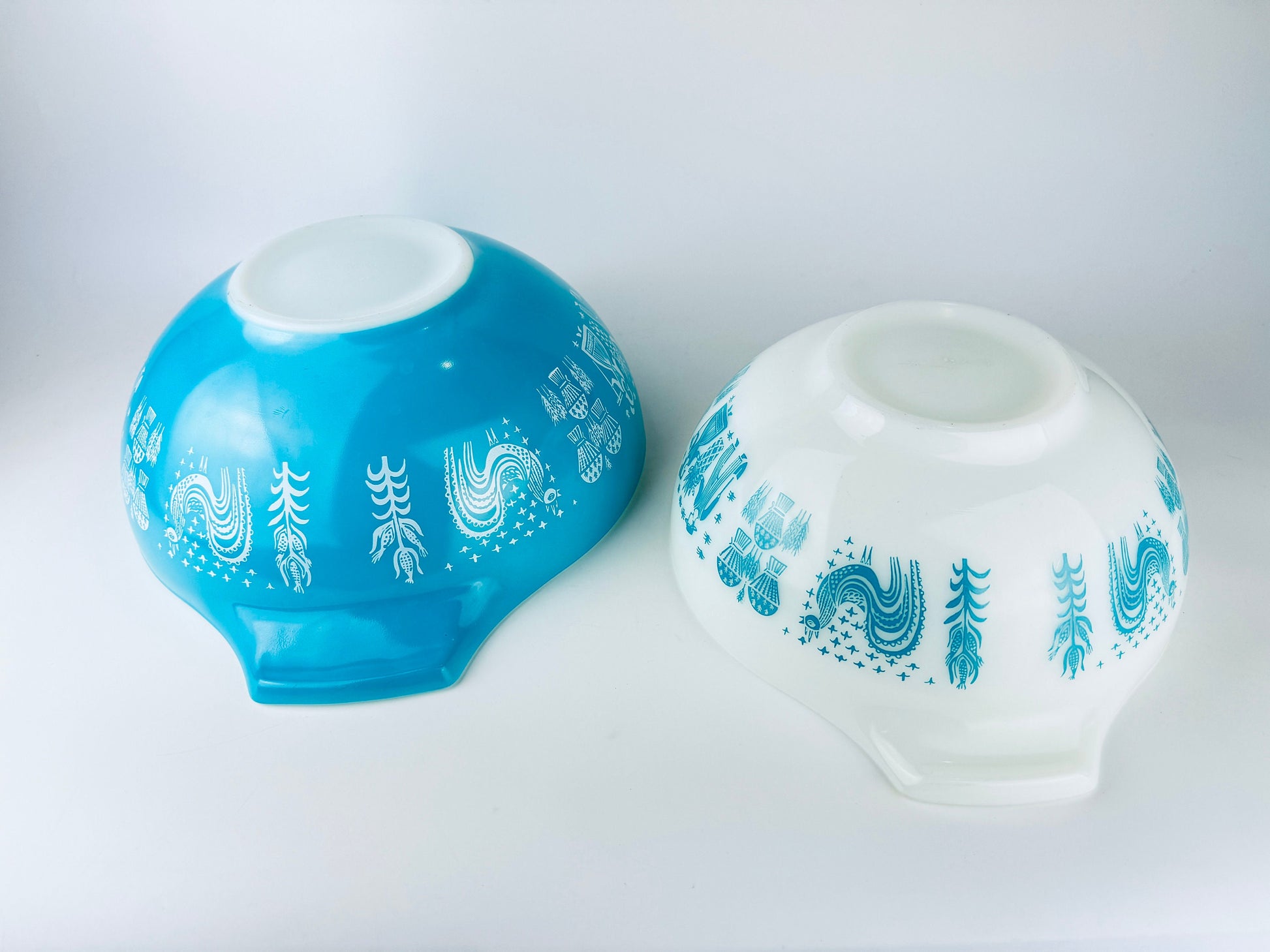 Product image for 'vintage amish butterprint cinderella pyrex mixing nesting bowls 443 444 made in usa sold separately' (view cbaf14)