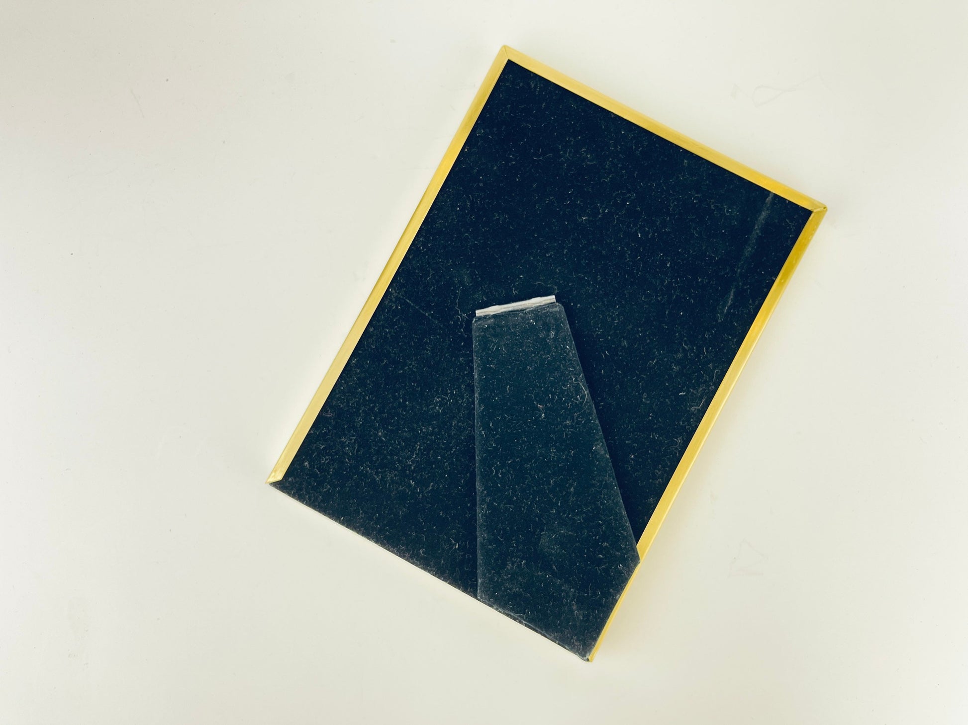 Product image for 'vintage brass black pleather picture frame 5 x 7' (view f5c3db)