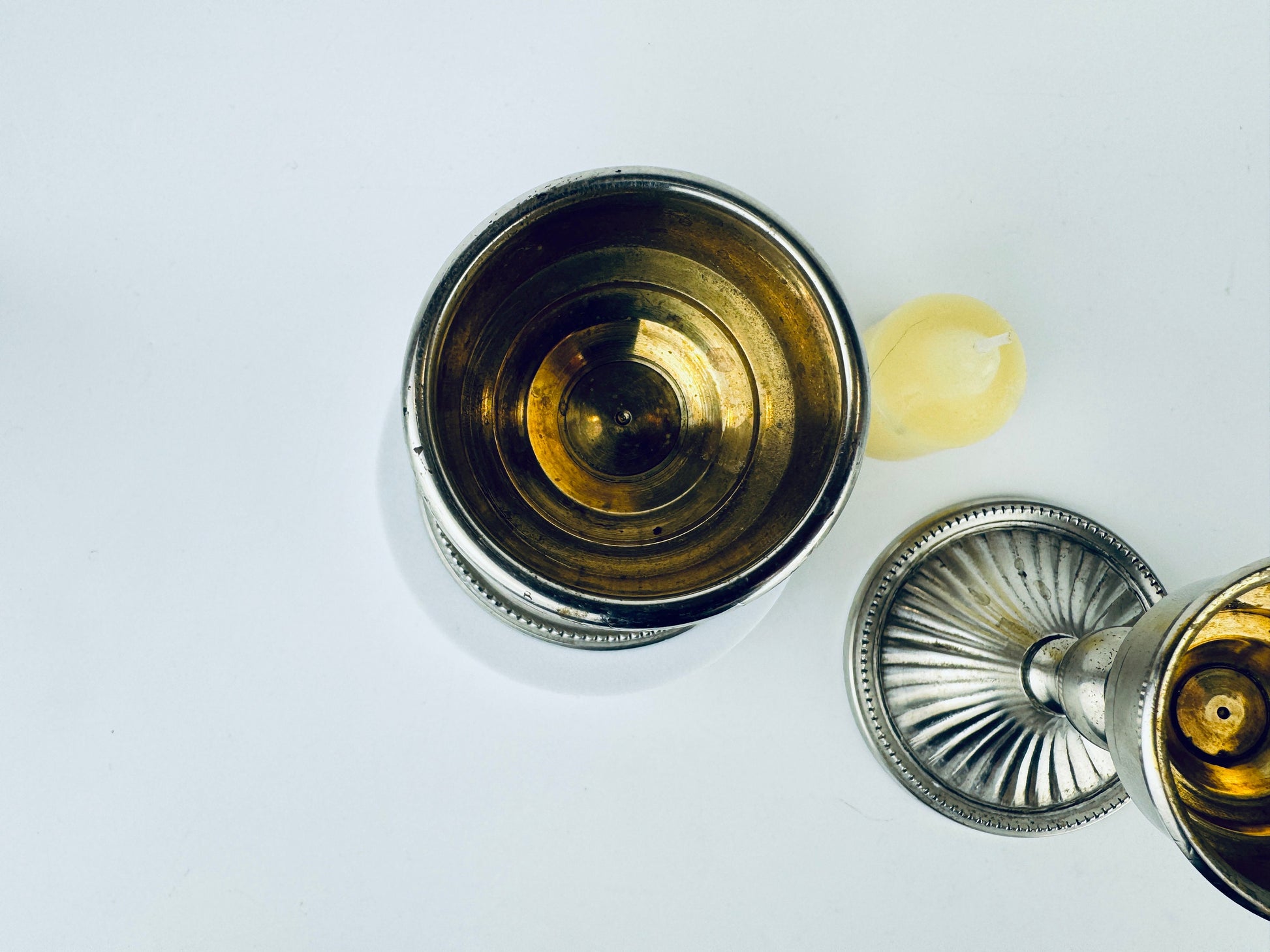 Product image for 'vintage silver solid brass votive candle holders set of two 2 made in india' (view 870dea)