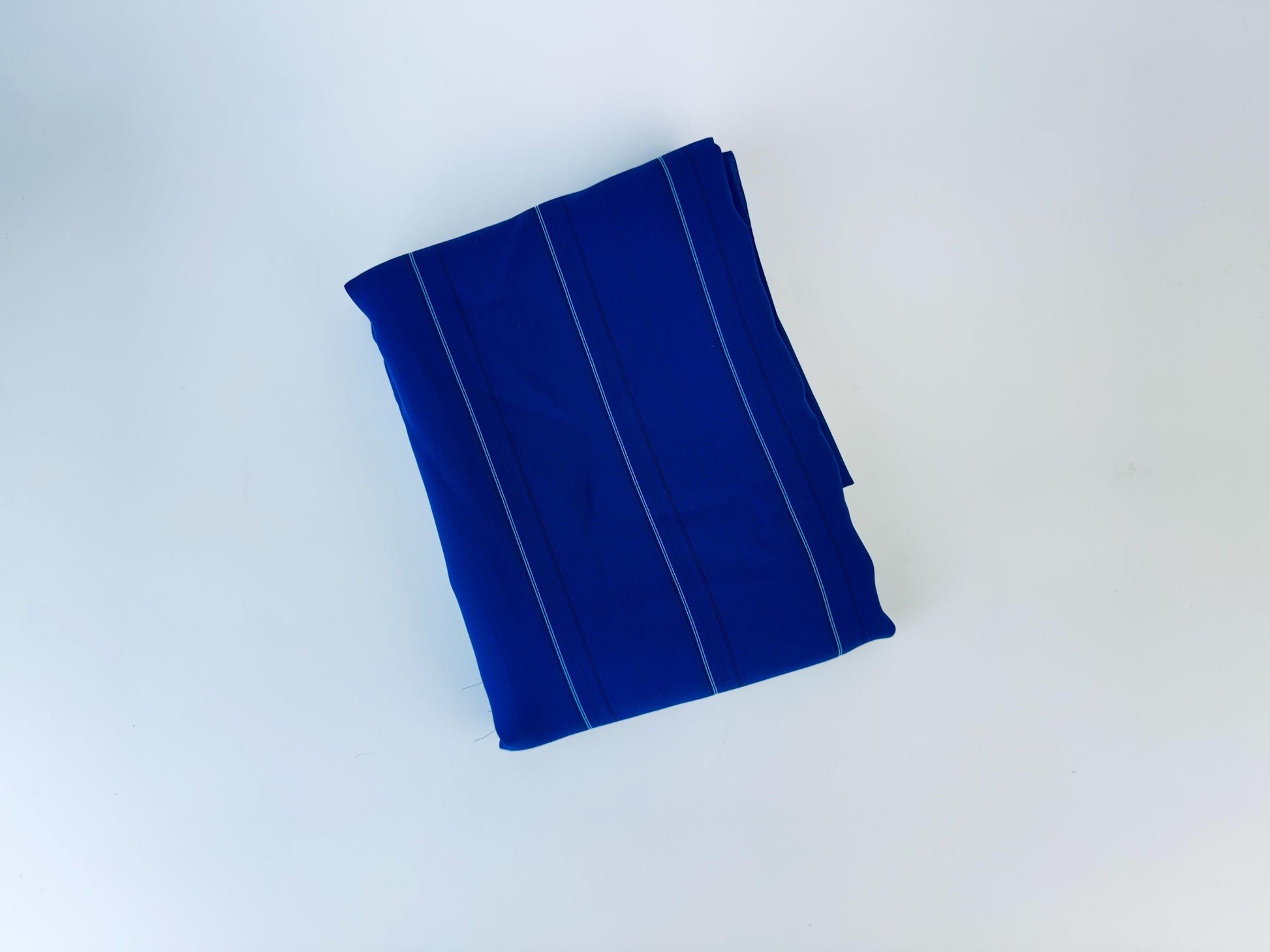 Product image for 'vintage blue white smooth polyester fabric 44 x 124' (view fda52f)
