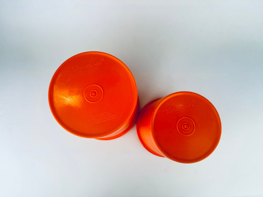 Product image for 'vintage harvest orange plastic tupperware countertop servalier container maxi canisters set of two 2' (view 8a1279)