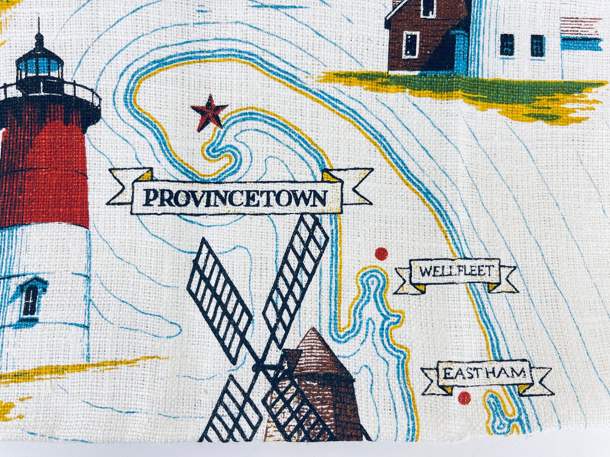 Product image for 'vintage provincetown cape cod linen tea towel the first landing place of the pilgrims pure linen kay dee handprints rhode island' (view 804eb7)