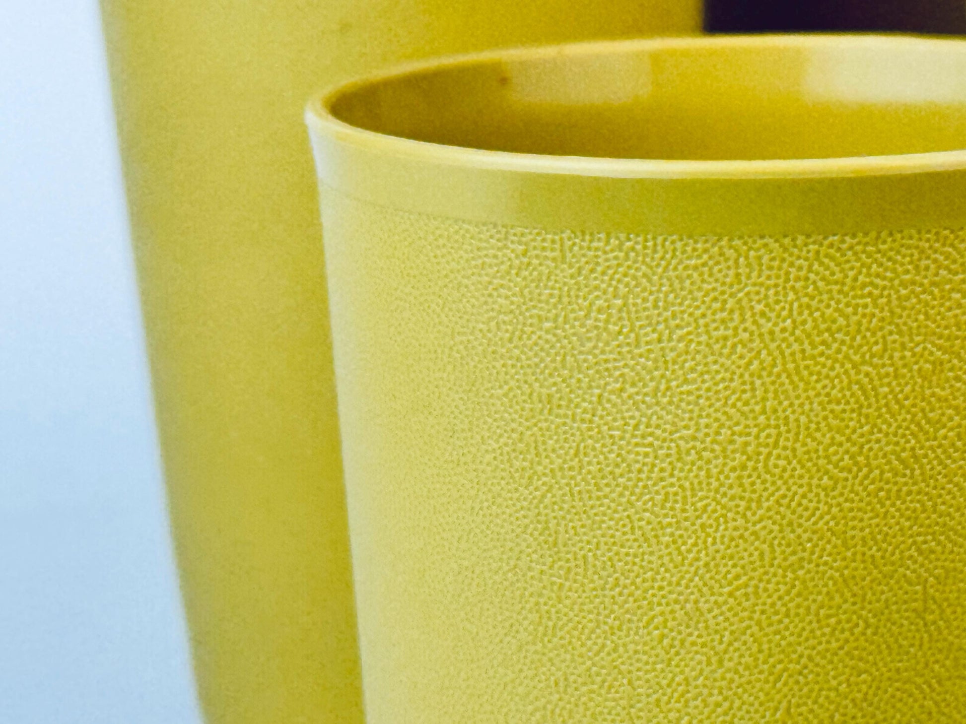 Product image for 'vintage golden harvest plastic tupperware cups set of six 6 made in canada' (view 5bdf23)