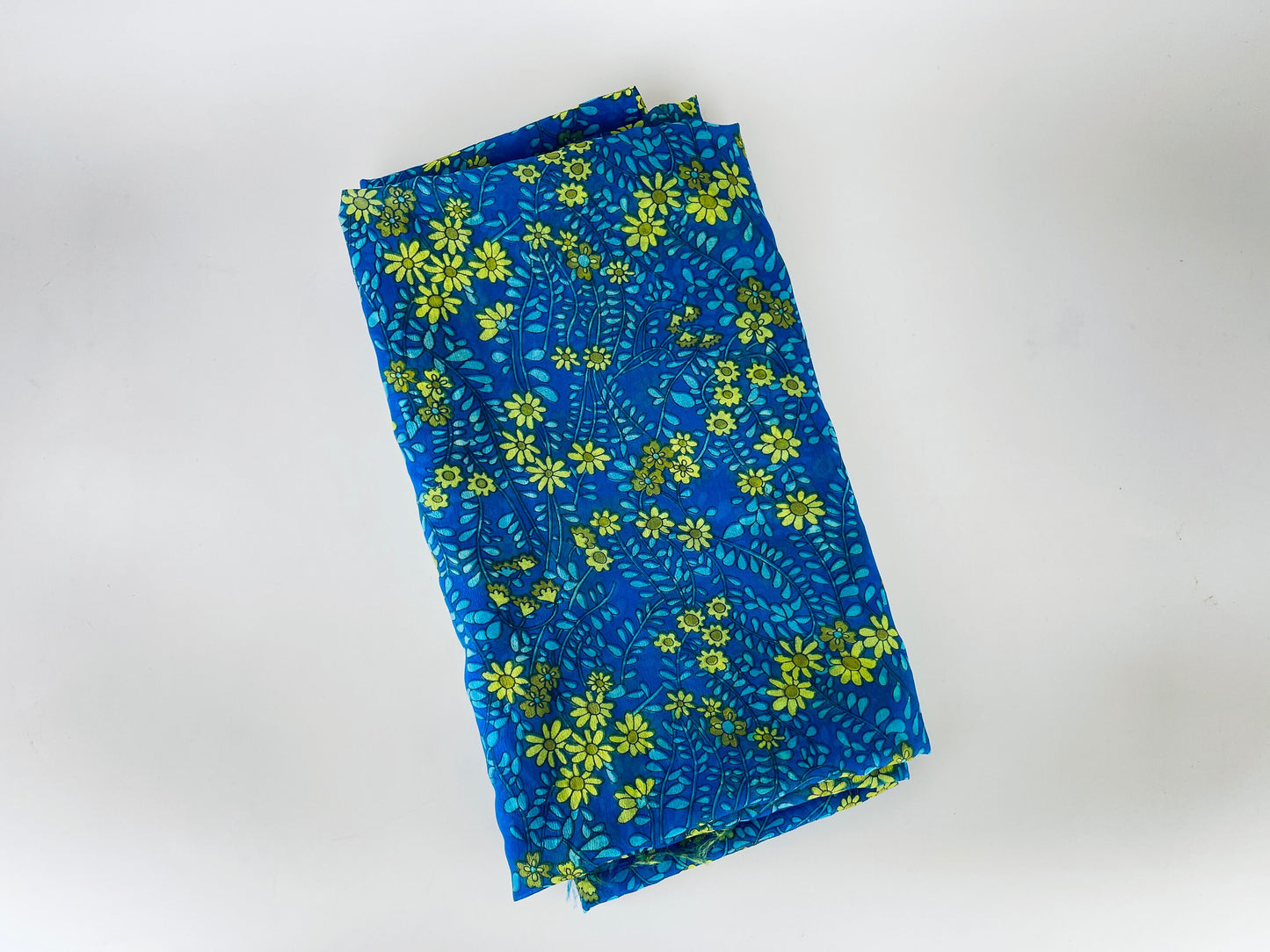 Product image for 'vintage blue yellow floral semi sheer polyester fabric 41 x 88' (view 90dff9)