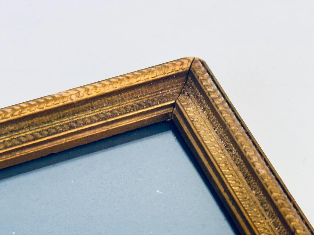 Product image for 'antique gold gilded wood tabletop picture frame 6 x 8 vintage elegance' (view 6a7070)