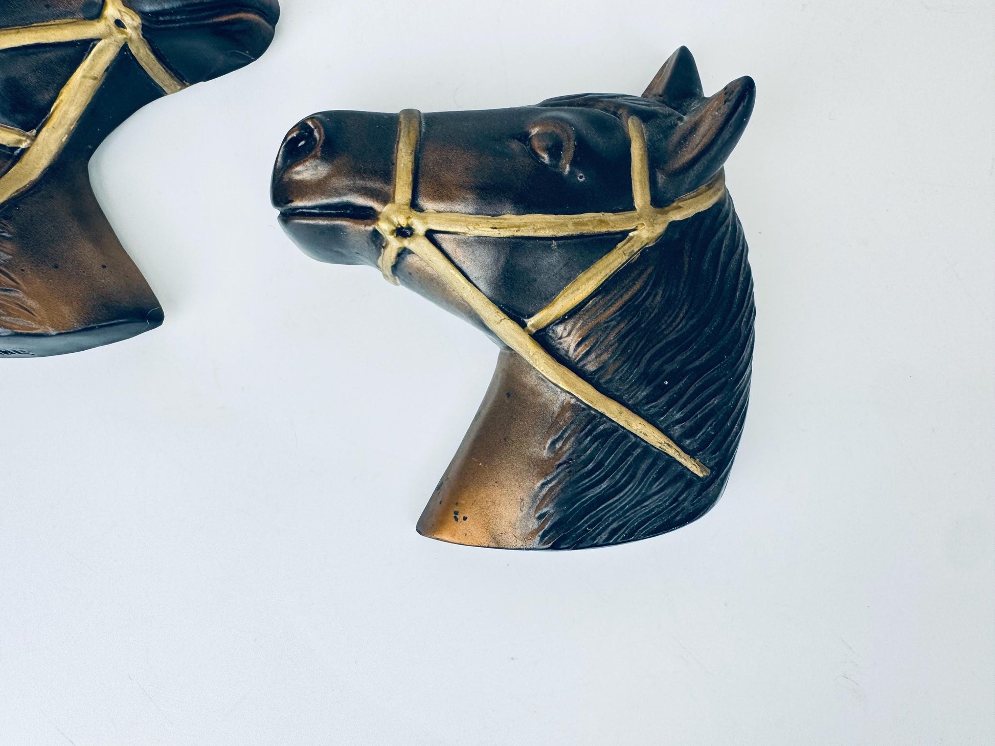 Product image for 'vintage chalkware horse wall hangings equestrian farmhouse decor' (view 8fe114)