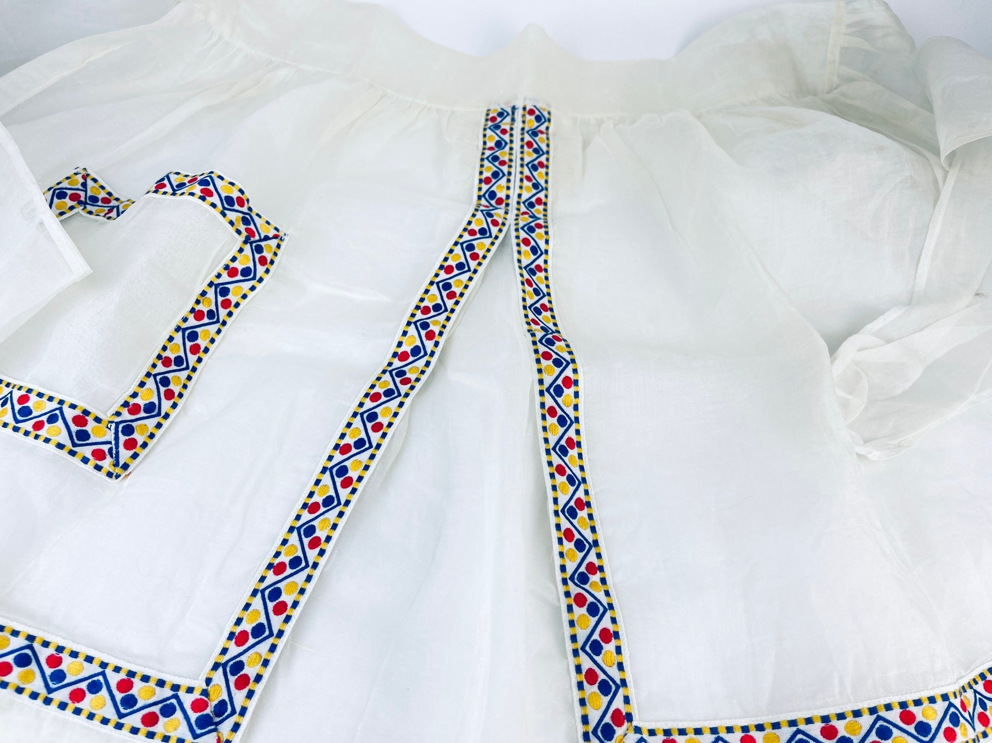 Product image for 'vintage polka dot organza waist apron ukrainian pattern' (view 51d921)