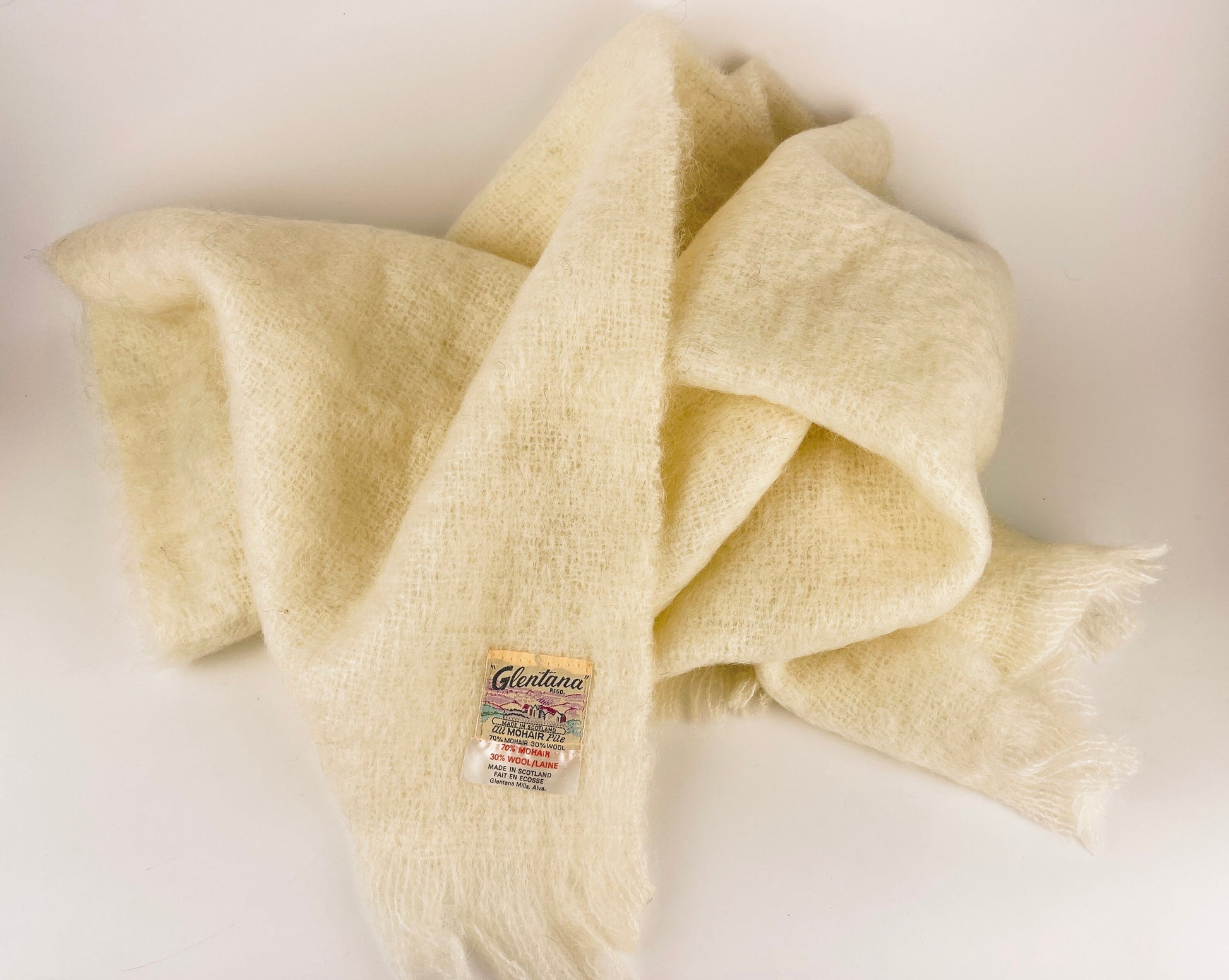 Product image for 'vintage glentana beige mohair wool plaid fringe scarf table runner made in scotland new old stock nos' (view 716512)