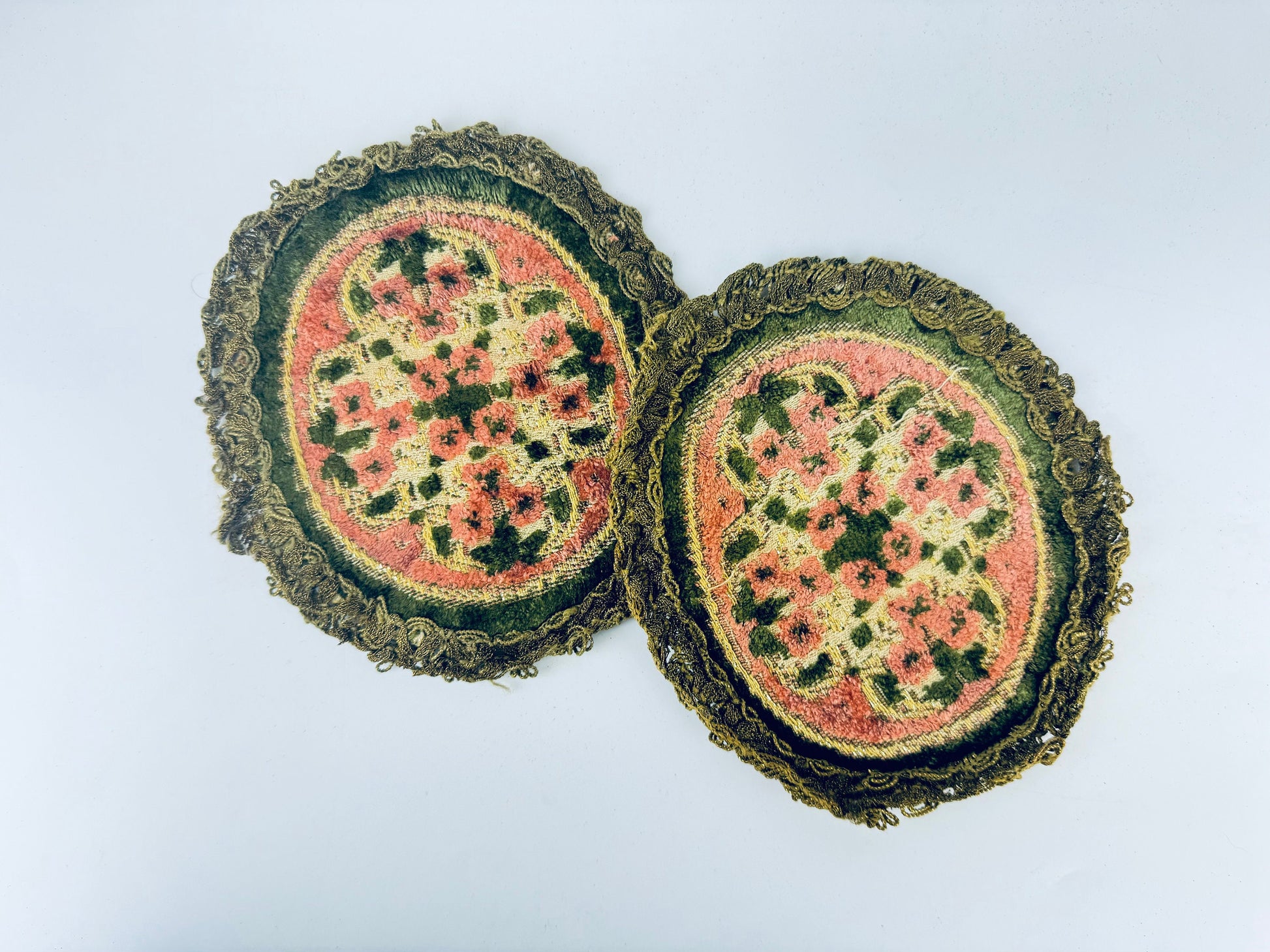 Product image for 'vintage round floral dressing table mats doilies metallic lace trim made in belgium sets sold separately' (view 5cec98)