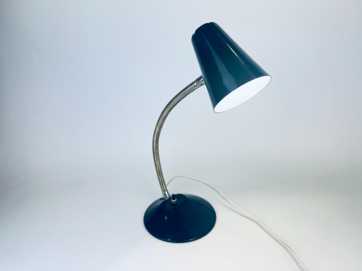 Product image for 'vintage retro black metal desk home office task lamp adjustable gooseneck twist switch' (view 2b6c58)