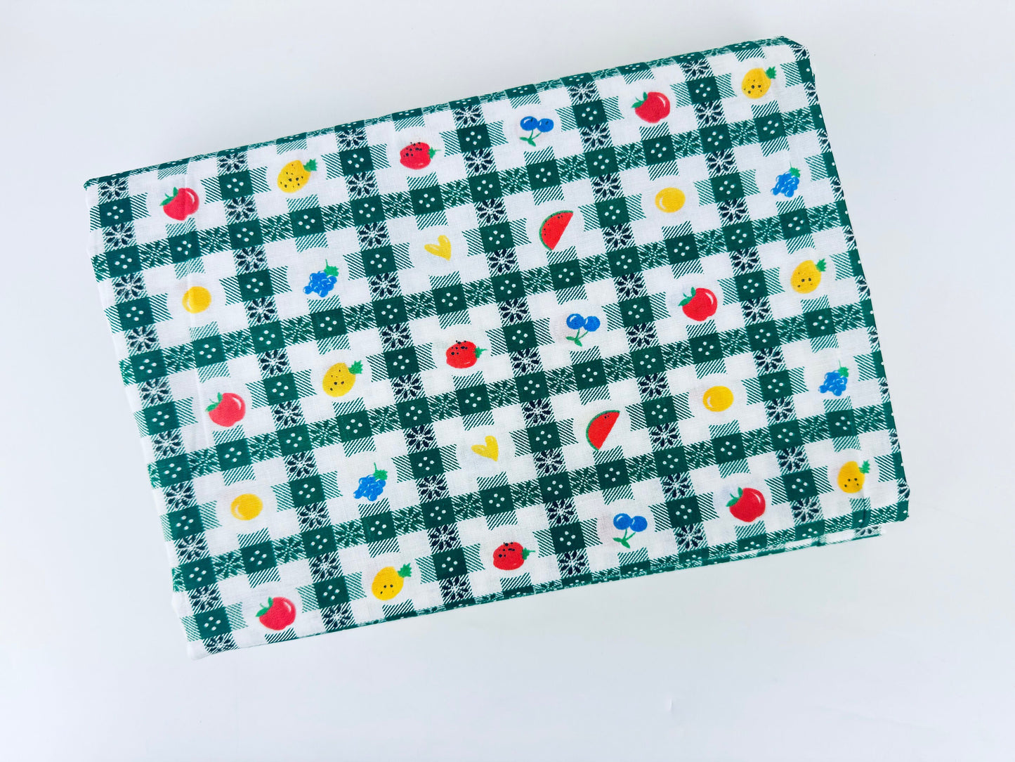 Product image for 'vintage green plaid fruit fabric 40 x 130' (view 98ae10)