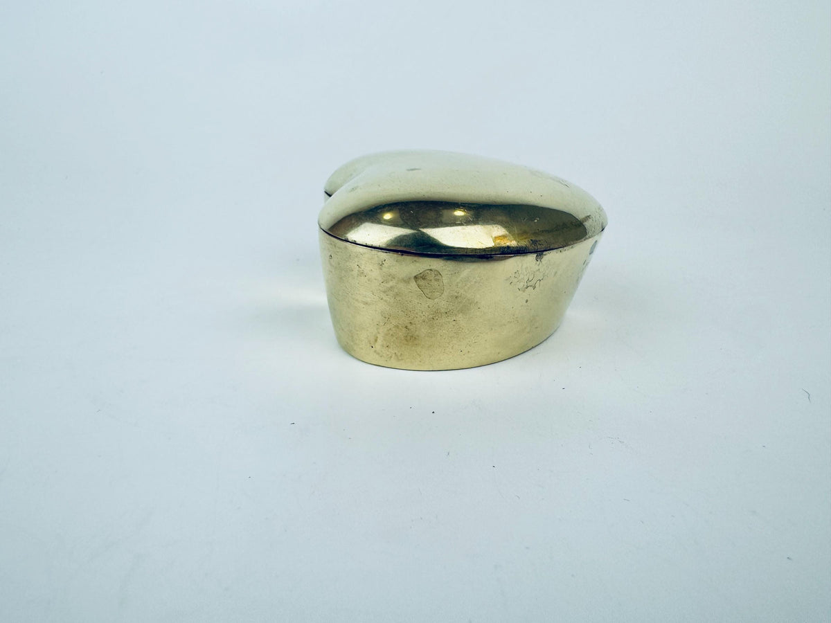 Product image for 'vintage solid brass heart ring trinket dish attractive aged patina valentines day gift' (view 426ba5)