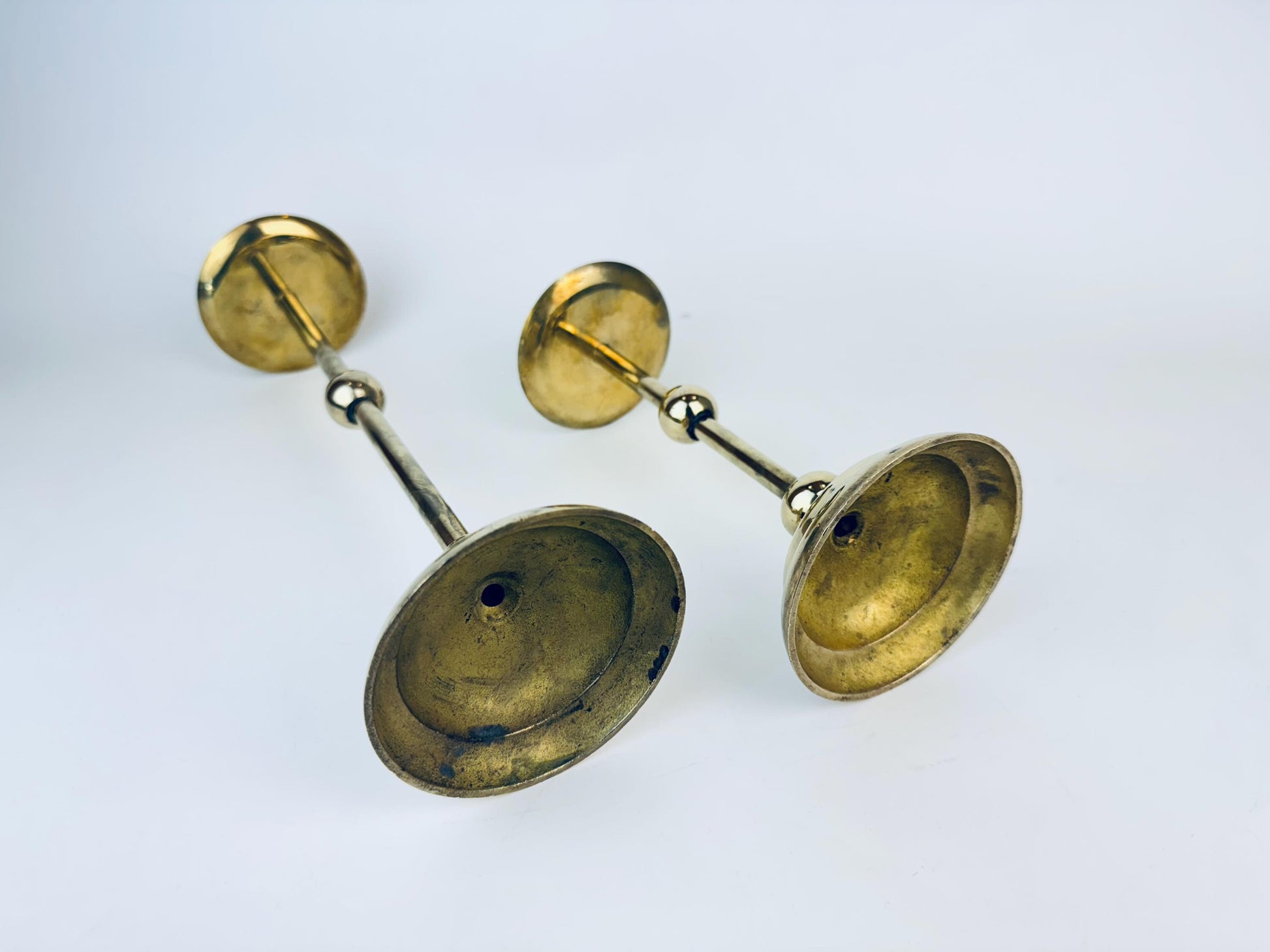 Product image for 'vintage brass candlestick holders art deco revival postmodern pair' (view 14904d)