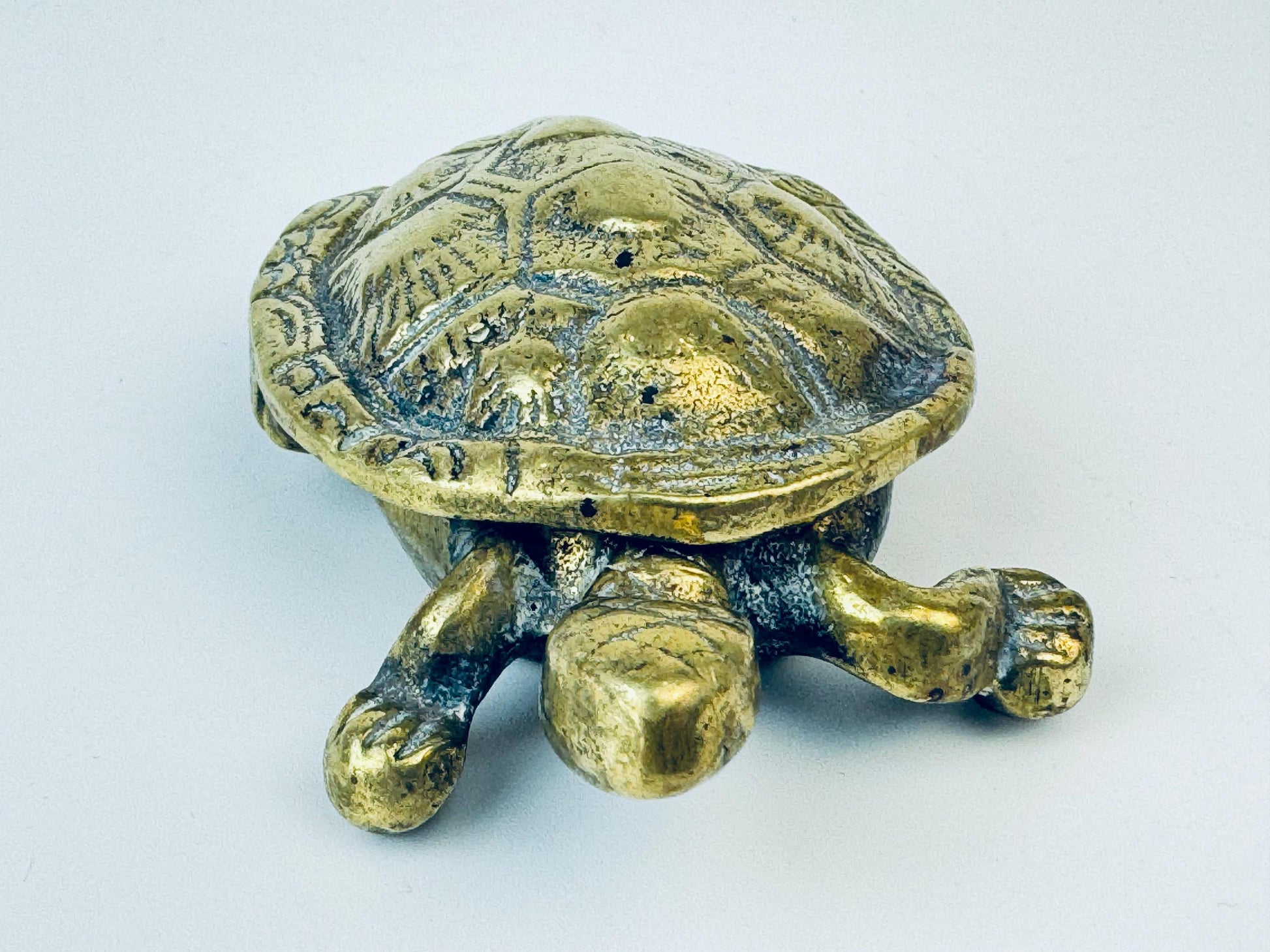 Product image for 'vintage solid brass turtle lidded trinket dish attractive aged metal patina' (view 17d07d)