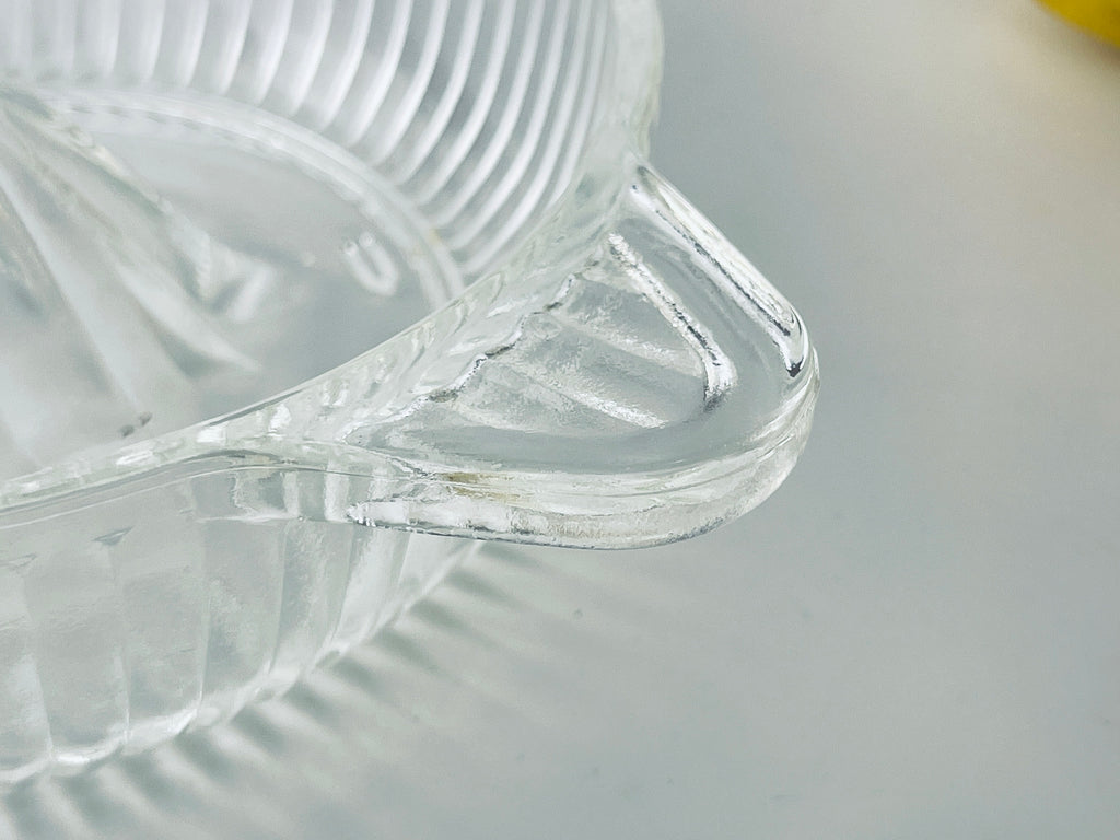 Product image for 'vintage ribbed glass orange citrus juicer reamer' (view 84224f)