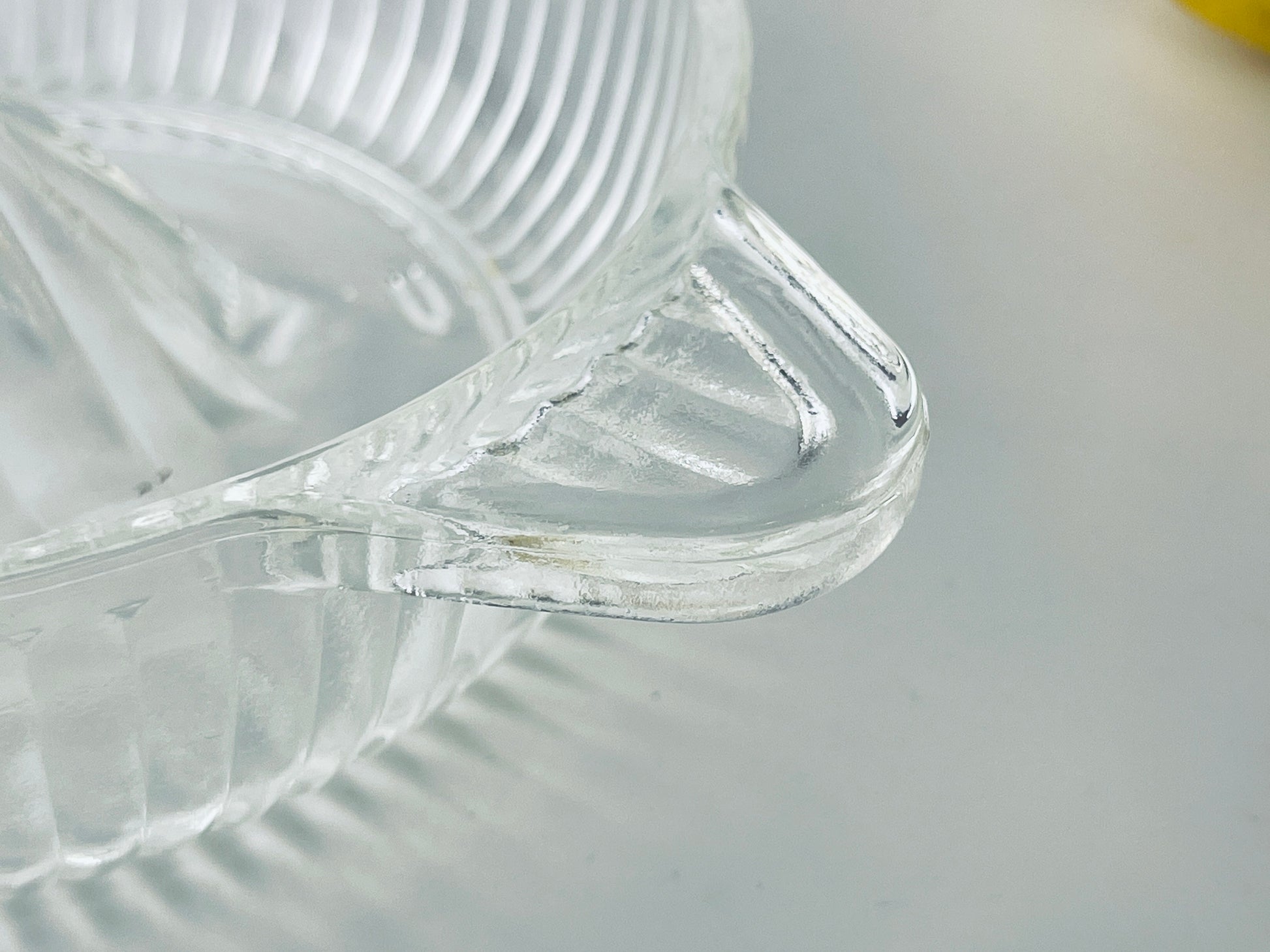 Product image for 'vintage ribbed glass orange citrus juicer reamer' (view 84224f)