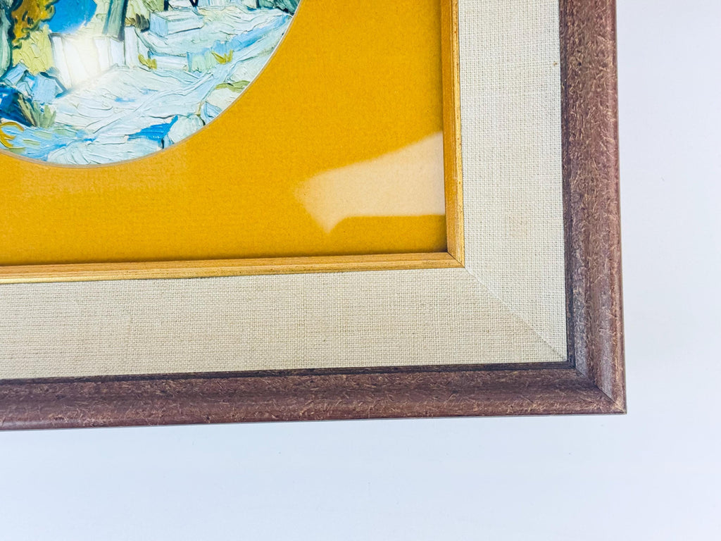 Product image for 'vintage solid wood gold trim picture frame 5 x 7 oval mat made in finland' (view 4f4109)