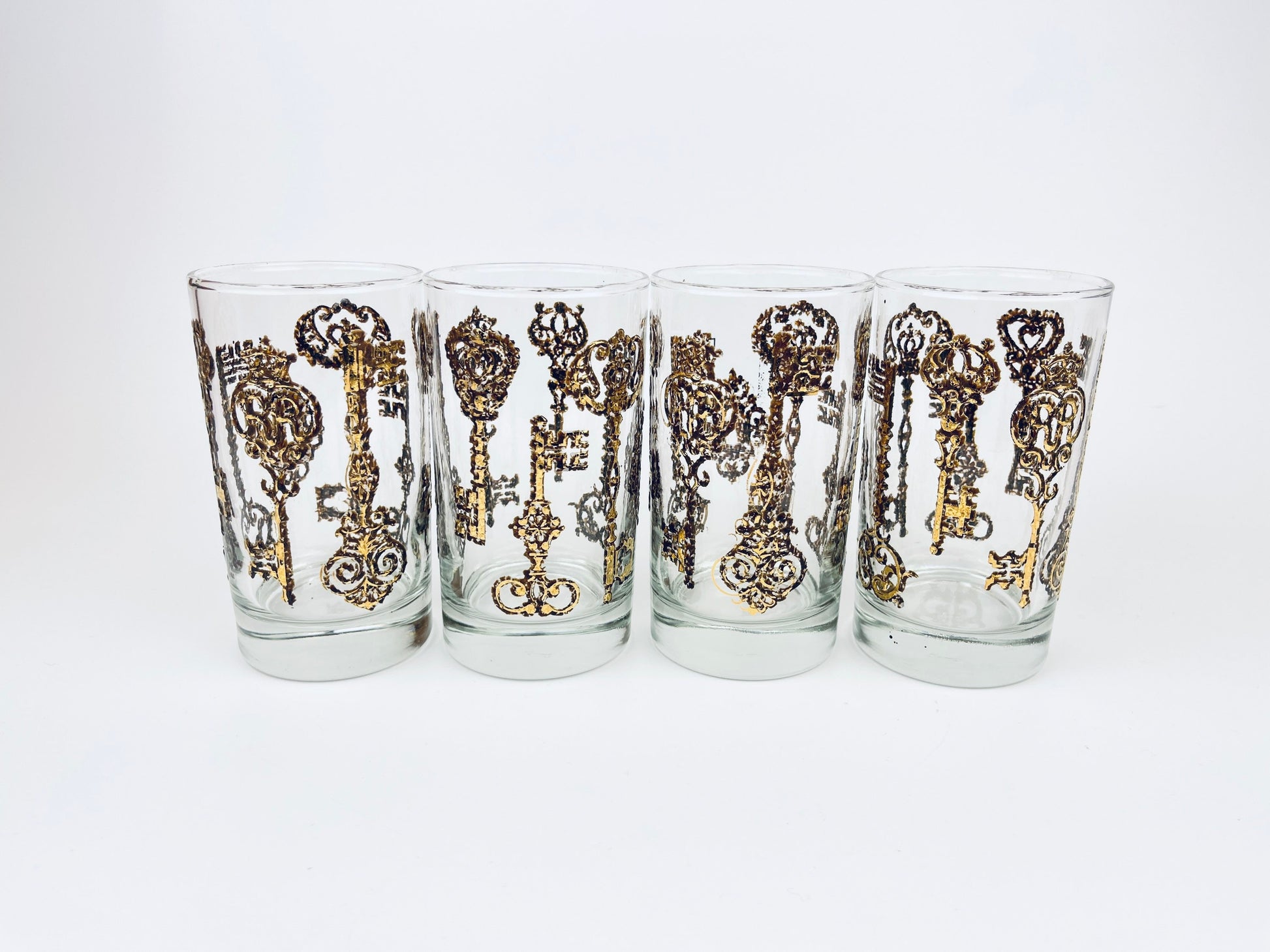 Product image for 'vintage libbey golden embossed skeleton key glasses set of four 4' (view 33e4b0)