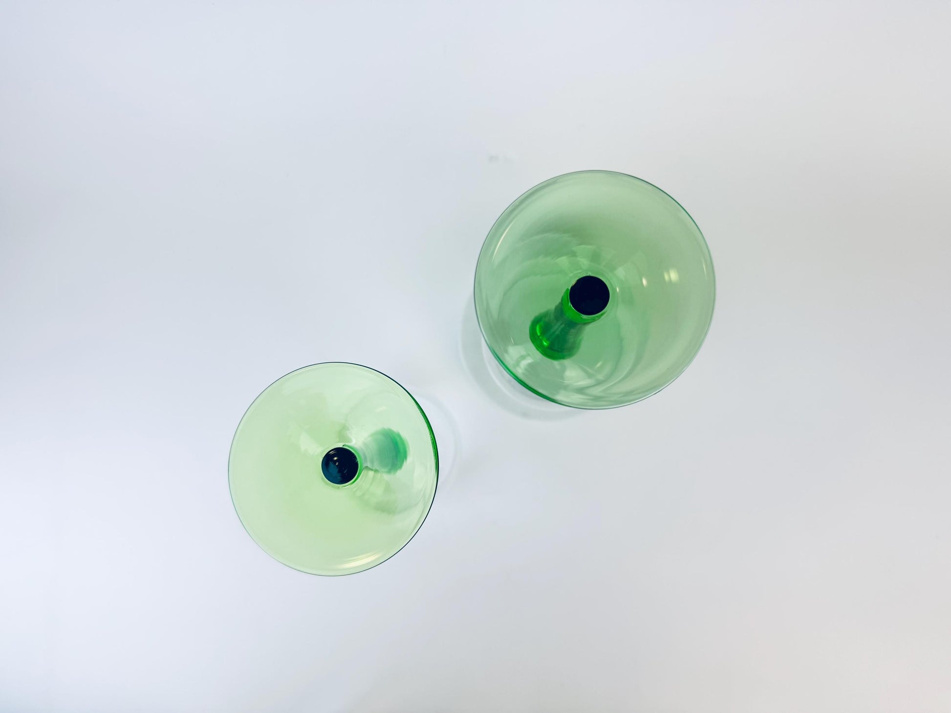 Product image for 'vintage 1970s green stem wine glasses set of 2' (view df3df2)