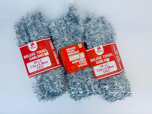 Product image for 'vintage deluxe silver christmas tinsel garland 24 feet new old stock made in canada tree bannister decor' (view e42774)