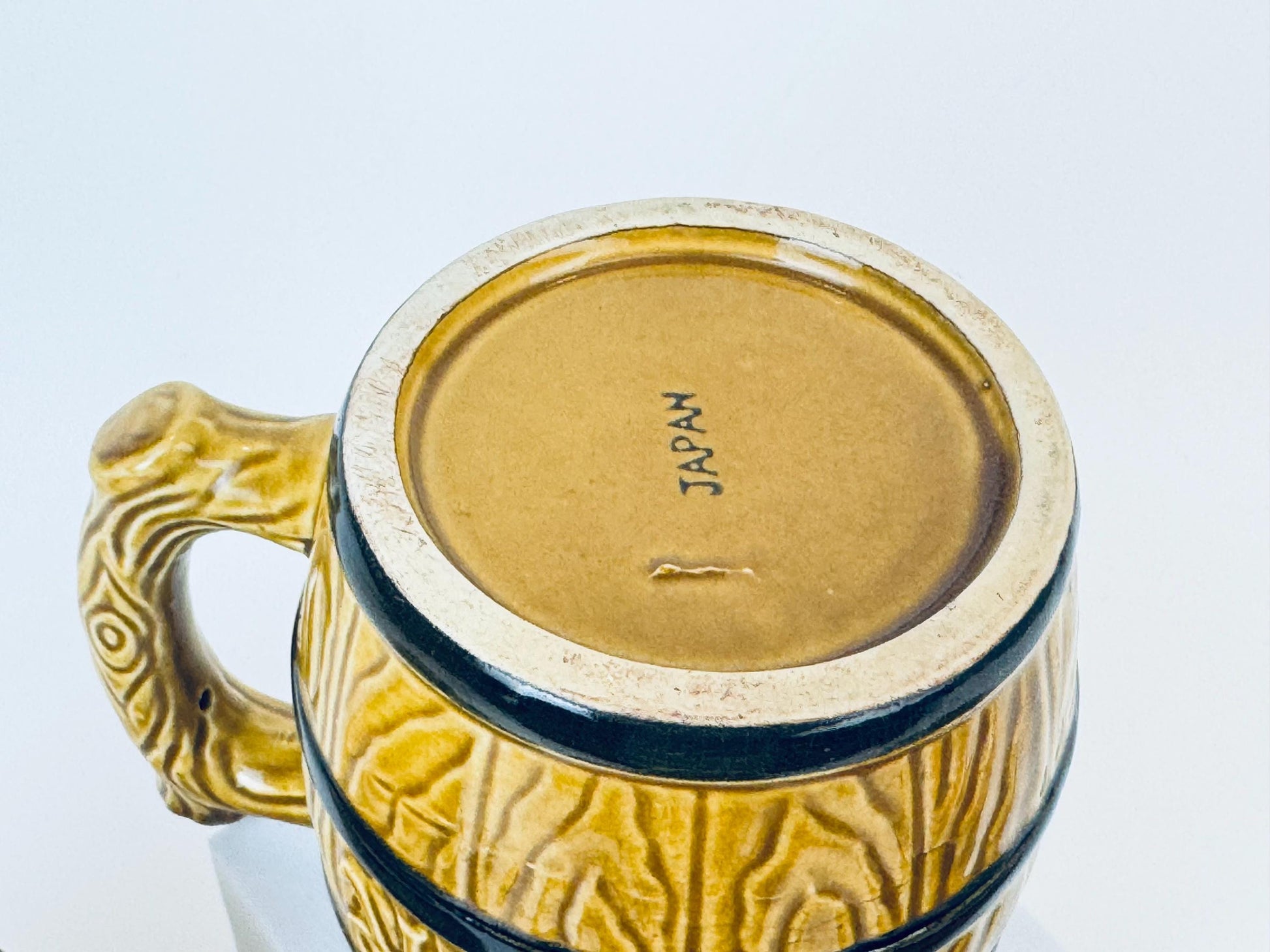 Product image for 'vintage ceramic beer barrel ceramic mugs set of four 4 made in japan' (view 41b9ff)