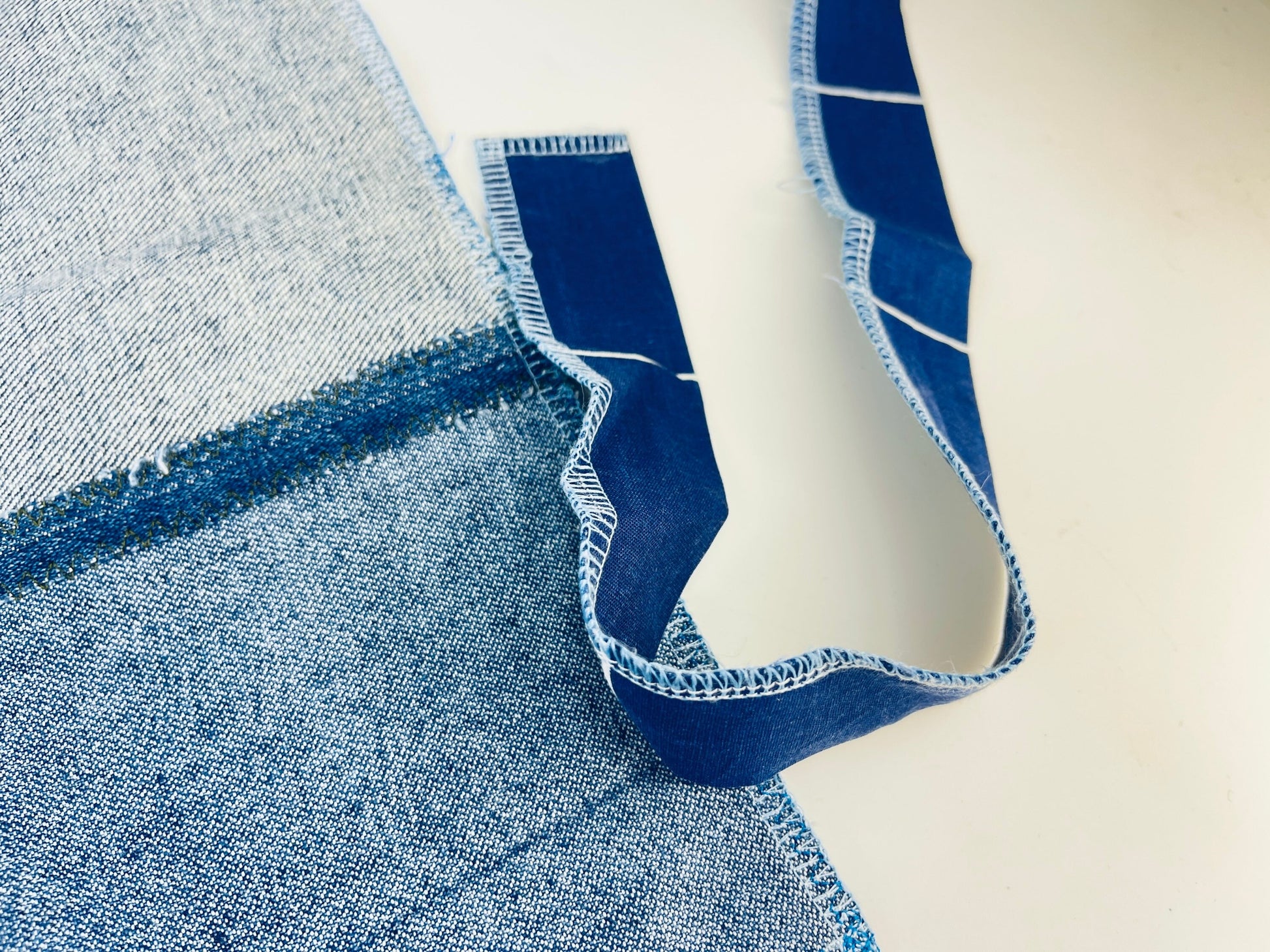 Product image for 'vintage handmade denim gardening waist apron dual front pockets fruit veggie pattern' (view a3344a)