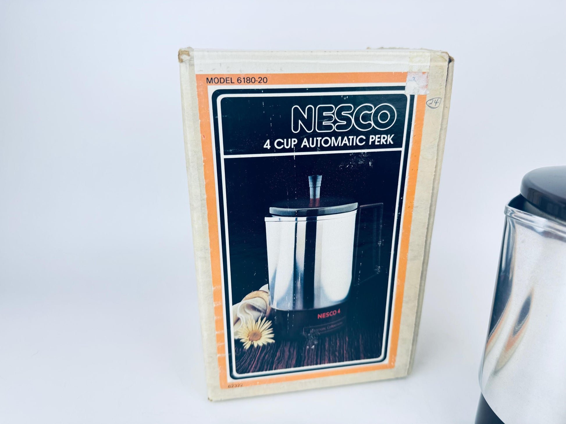Product image for 'vintage chrome nesco 4 cup electric coffee percolator 1980s mid century modern style made in usa automatic compact brewer' (view 06df2d)