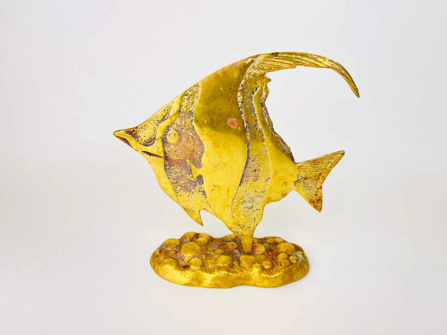 Product image for 'vintage brass angel fish figurine attractive aged metal patina' (view d5ec9a)