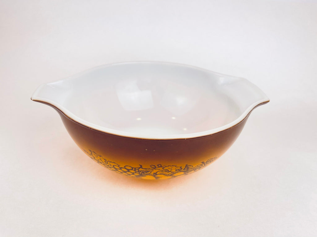 Product image for 'vintage pyrex old orchard 443 cinderella mixing bowl 2 5 qt mid century milk glass' (view c3f3da)