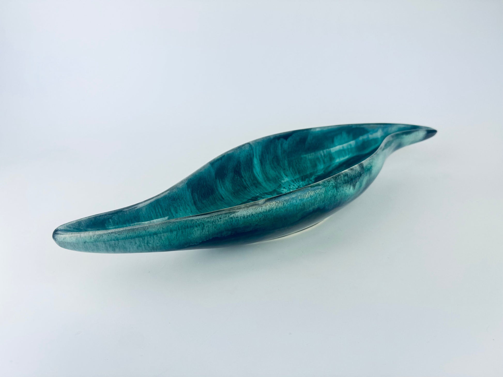 Product image for 'vintage blue mountain pottery bmp green drip glaze ceramic atomic shaped centrepiece bowl made in canada' (view 371ad6)