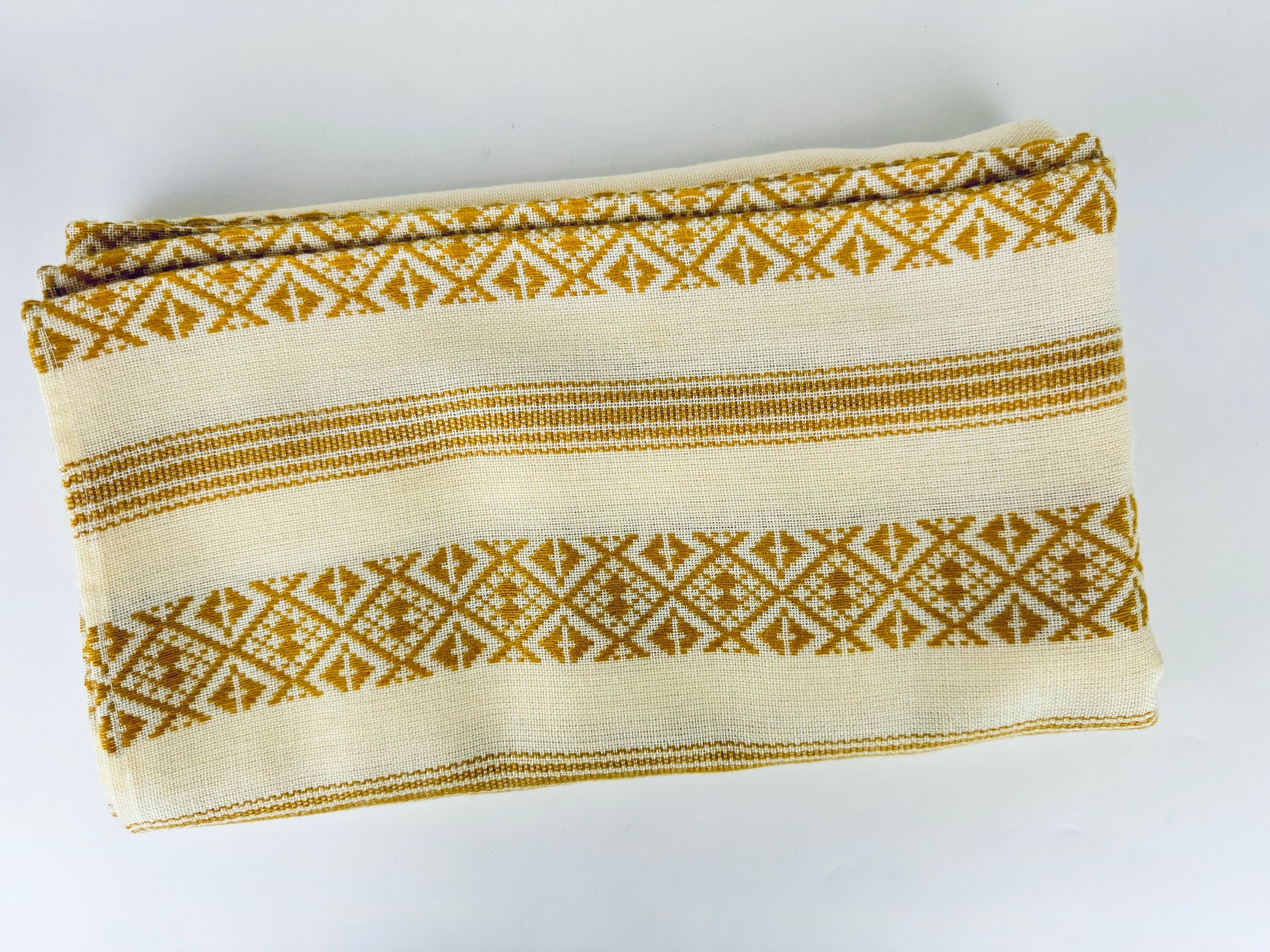 Product image for 'vintage 1970s thick woven beige brown geometric print tablecloth 54 x 61' (view f9ec6e)