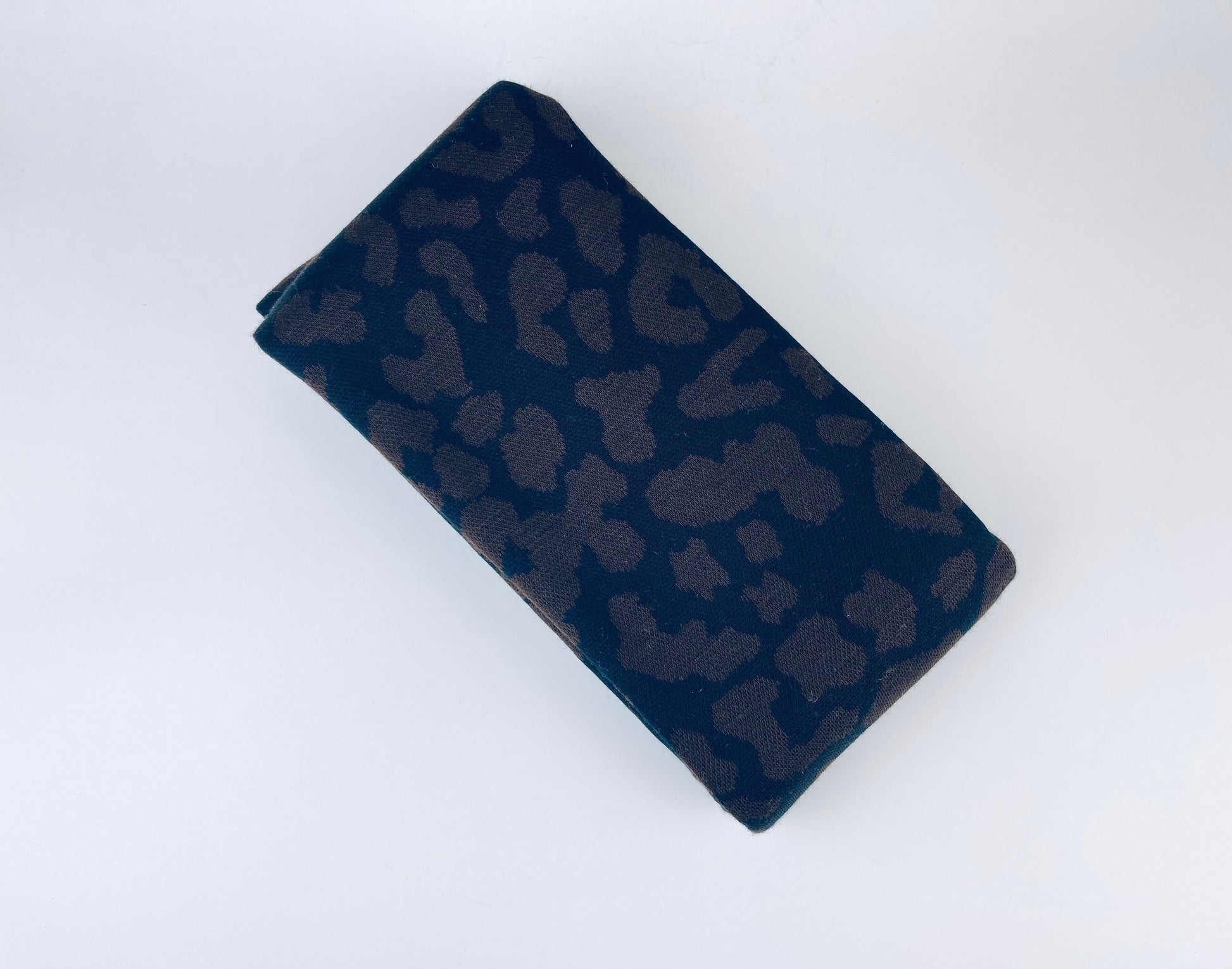 Product image for 'vintage eatons navy brown acrylic fabric animal print 46 x 64' (view 585e42)