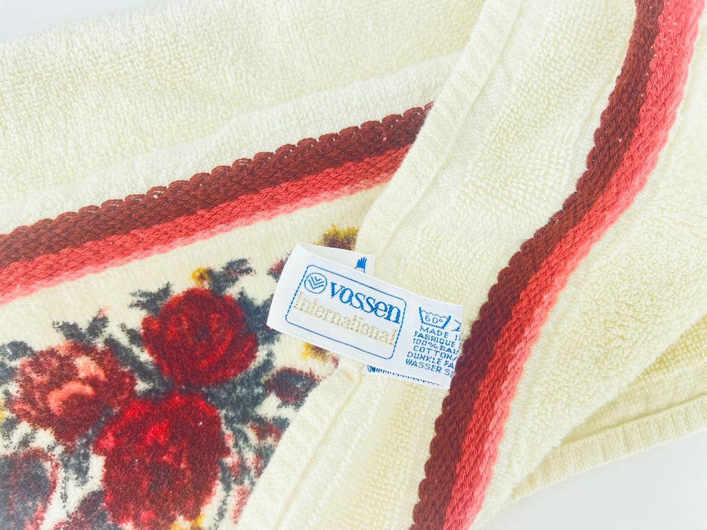 Product image for 'vintage beige red floral pattern bath shower towel vossen international made in west germany 100 cotton' (view 0135d0)