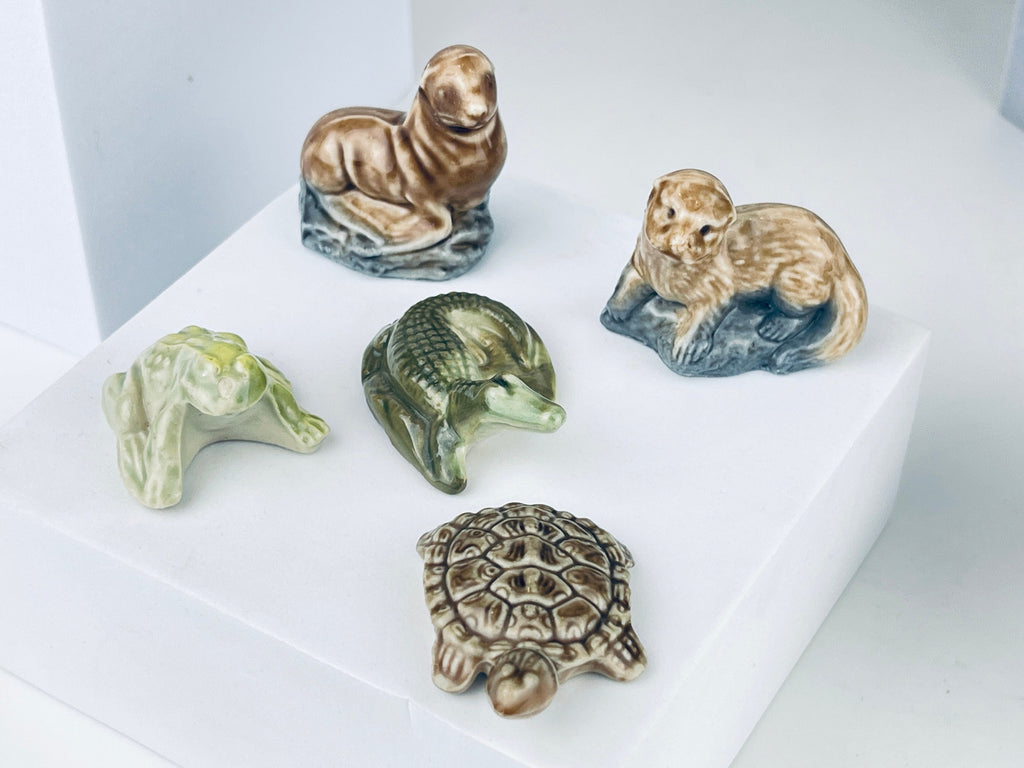 Product image for 'vintage wade whimsy whooppas porcelain miniature animal figurines made in england red rose tea advertisement collectibles' (view fc2c6c)