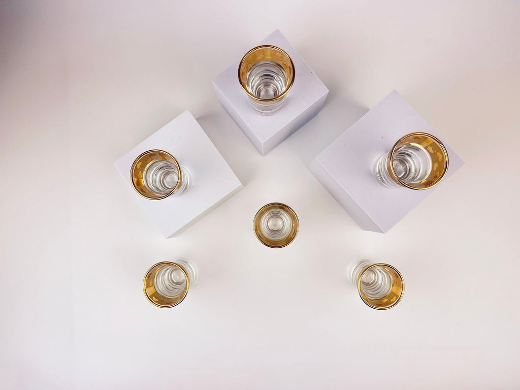 Product image for 'vintage gold heart tapered shot glasses set of six 6' (view 353b2e)