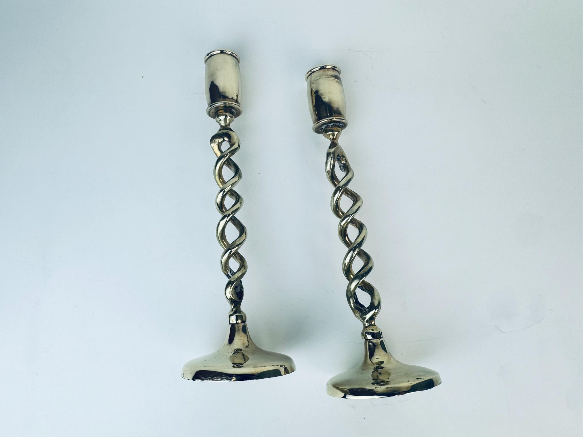Product image for 'vintage peerage england brass barley twist candlesticks mid century elegance set of 2' (view 805c7b)
