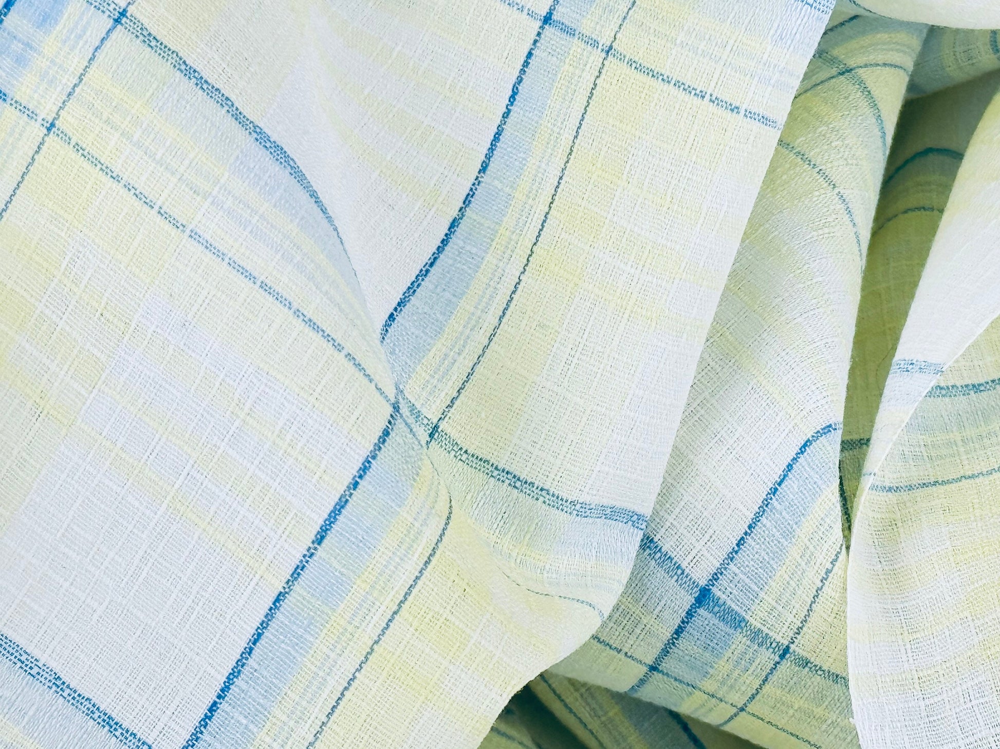 Product image for 'vintage ombre blue white plaid shirt polyester fabric material 41 x 72' (view 7c4d3d)