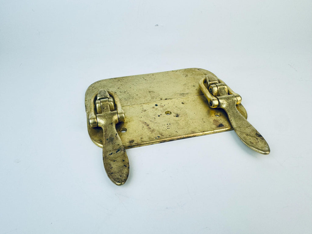 Product image for 'vintage solid brass double latch hardware attractive aged metal patina' (view 65dd91)