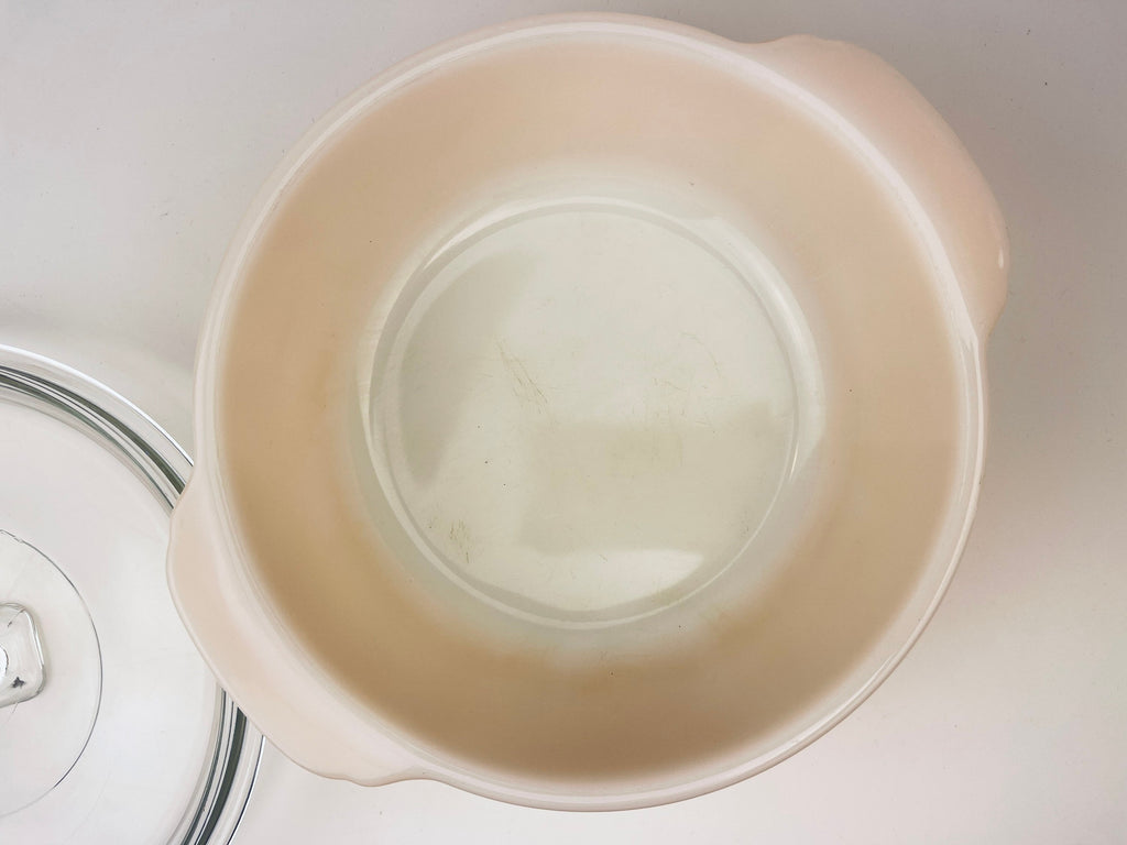 Product image for 'vintage fire king peach lustreware casserole dish lid 2 qt 1 89 litre made in usa' (view 61e806)