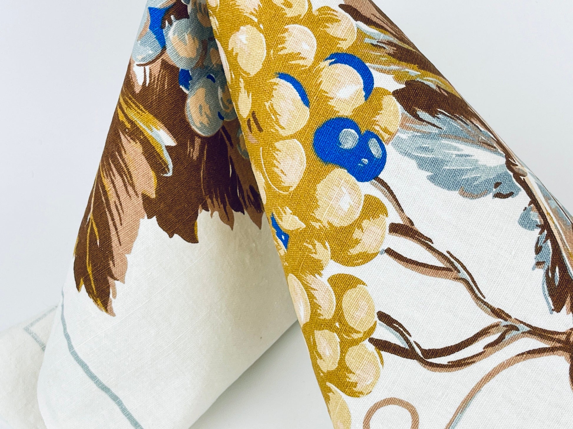 Product image for 'vintage wine grape cluster cotton linen tea towel kitchen towel' (view 109226)
